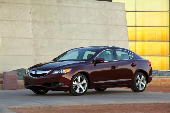 Acura thu hồi hơn 14.000 xe ILX vì nguy cơ cháy